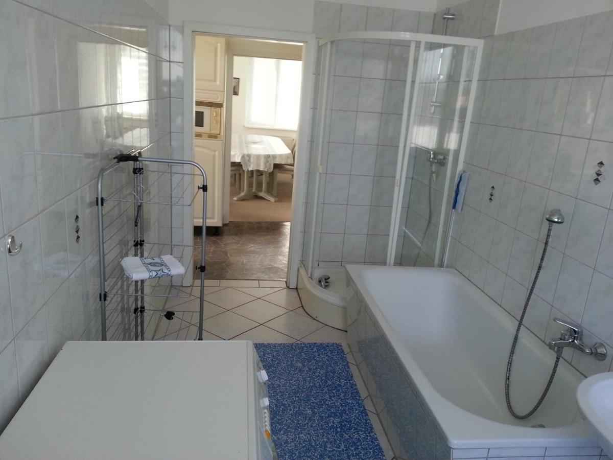 Große Wohnung Nossentiner Huette Exterior foto
